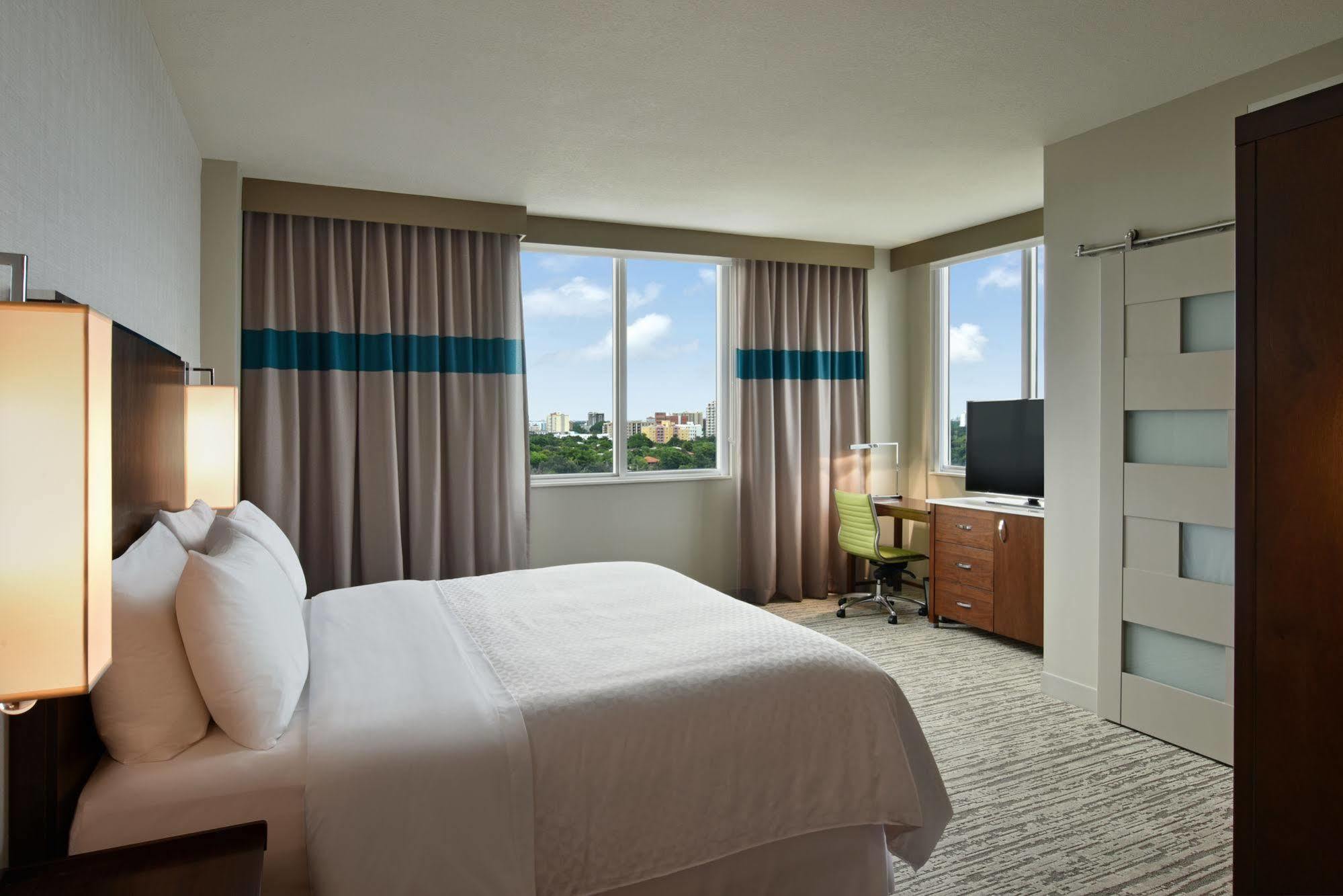 Four Points By Sheraton Coral Gables Miami Exteriör bild